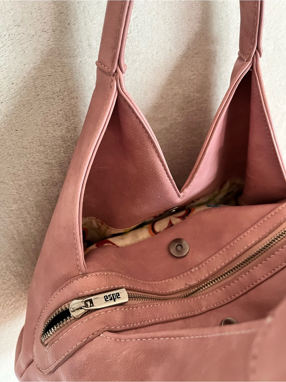 Espe Pink Women’s Shoulder Bag vegan or faux leather - Picture 3 of 9
